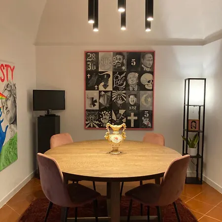 Palestro 8_art House *